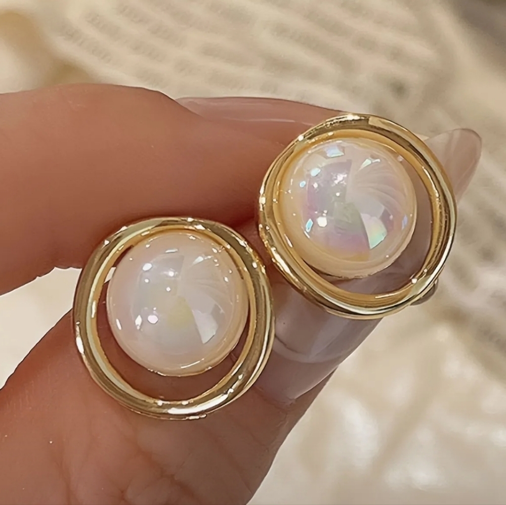 Gold and Pearl Earrings